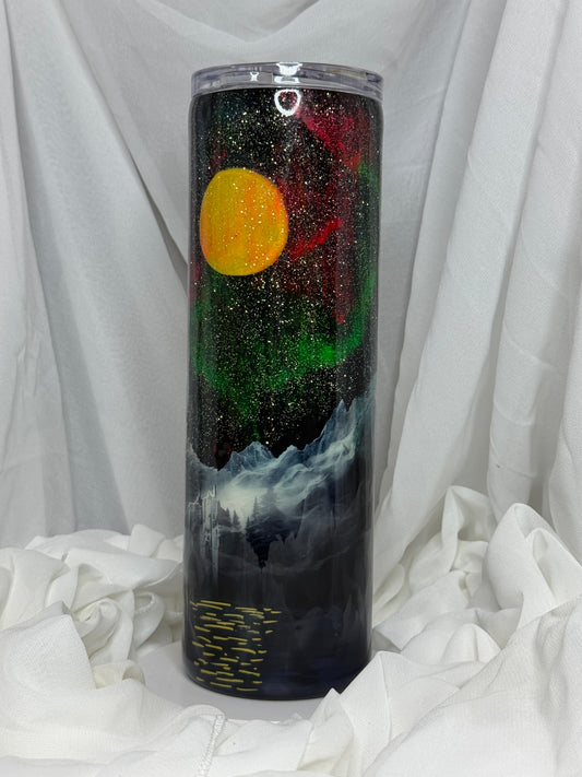 32. 30oz Straight Skinny Wolf Northern Lights drinking tumbler